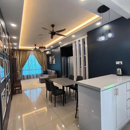 Homestay Naufal Bandar Sri Sendayan Ground Floor Seremban Exterior photo