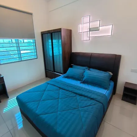 Homestay Naufal Bandar Sri Sendayan Ground Floor Seremban Exterior photo