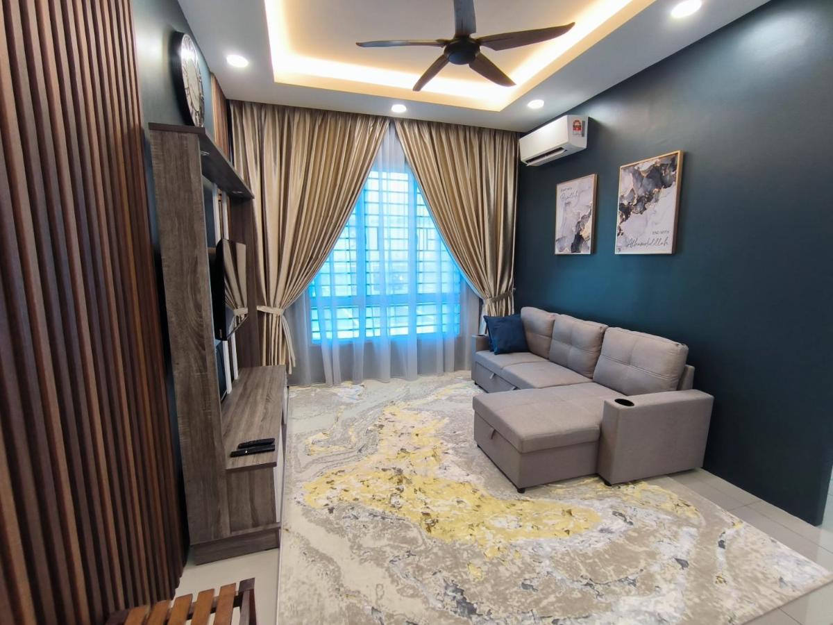 Naufal Bandar Sri Sendayan Ground Floor Apartment *